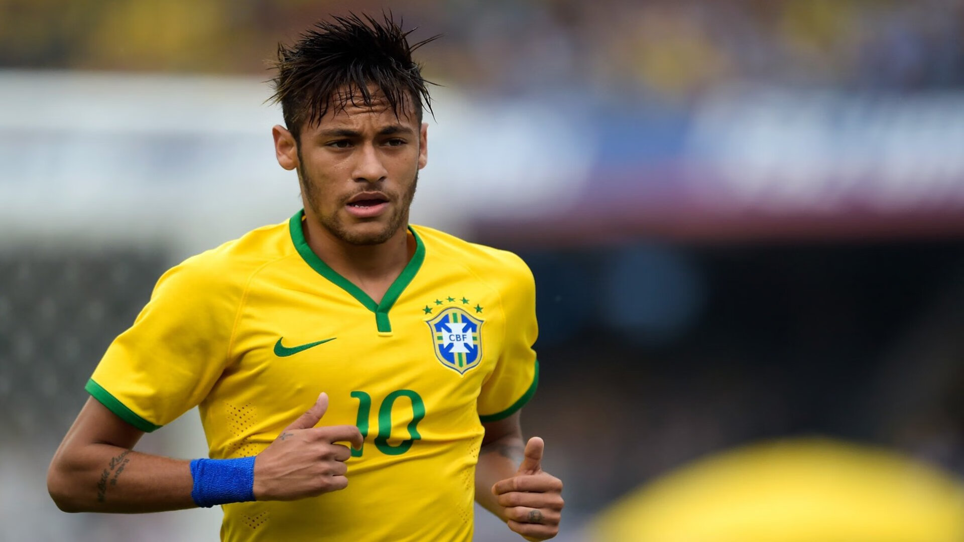 德甲青训系统结合视觉感知训练强化位置判断